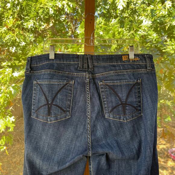 KUT From The Kloth Women's Medium Wash Bootcut Jeans Size 18W - Picture 4 of 10